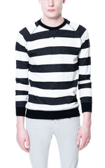 Striped black and white sweatshirt